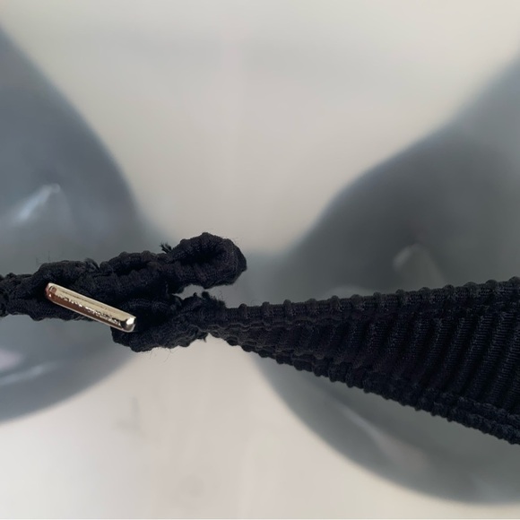 Women’s Black Underwire bikini NWT Molded Cups - Picture 4 of 4